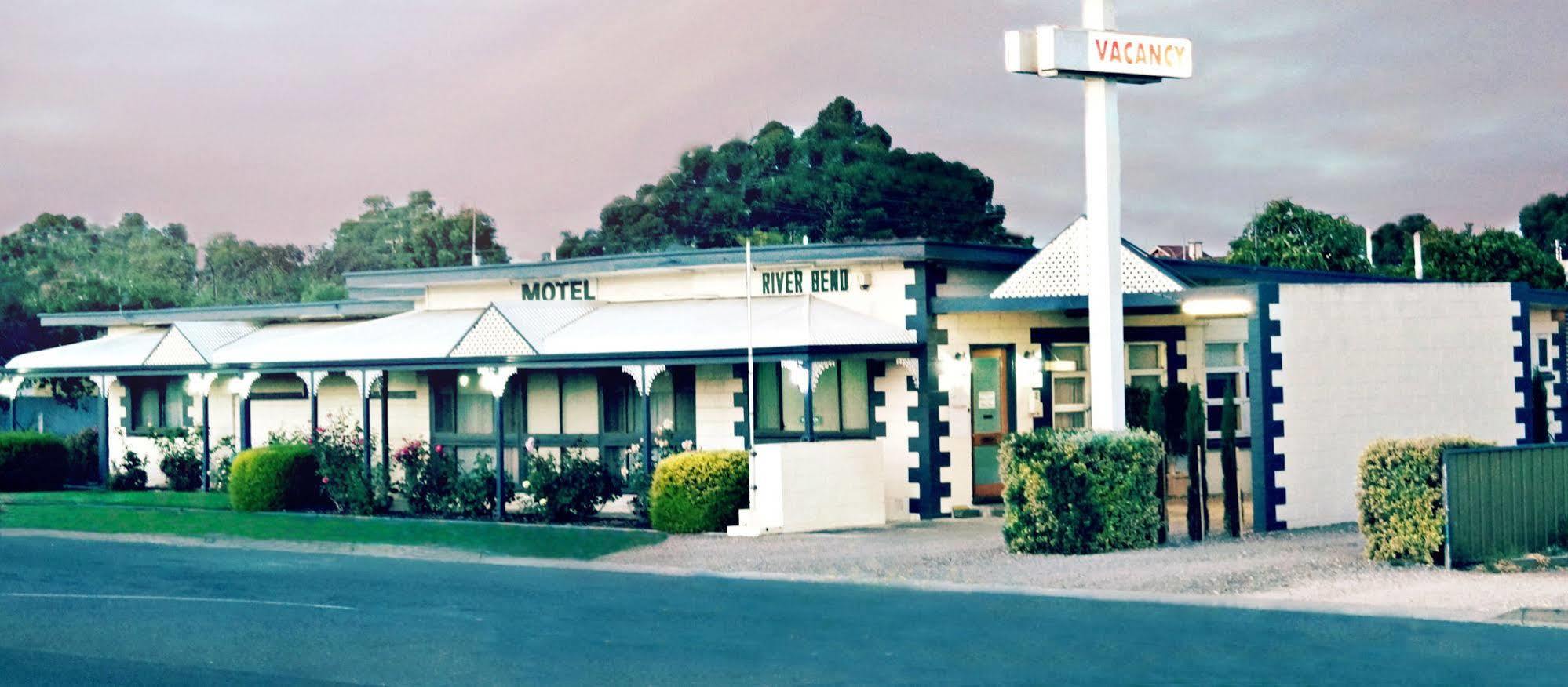 Motel Riverbend 3*
